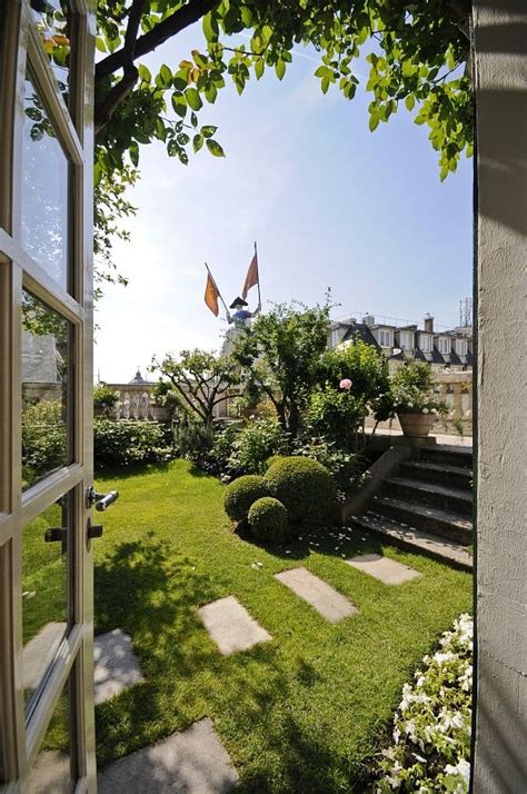 hermes rooftop garden paris